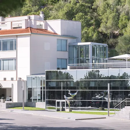 Gran Rey Don Jaime Szálloda Castelldefels